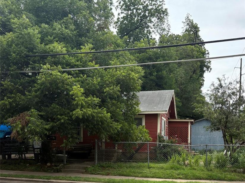 67 Anthony ST, Austin TX 78702