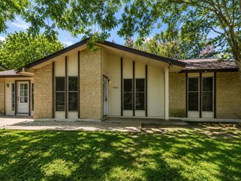 5005 Creek Bend DR