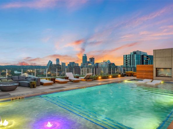 48 East Ave 3209, Austin TX 78701