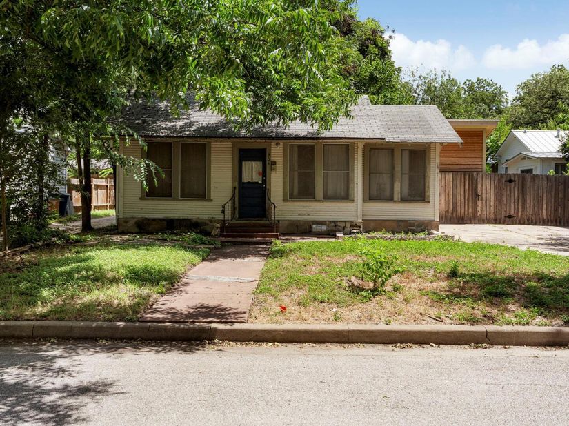304 W 42nd ST, Austin TX 78751