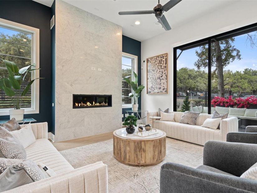 1719 Spyglass DR 1, Austin TX 78746