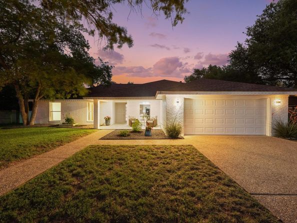 6104 Carry Back LN, Austin TX 78746