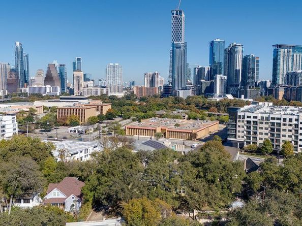 212 Bonnieview ST, Austin TX 78704