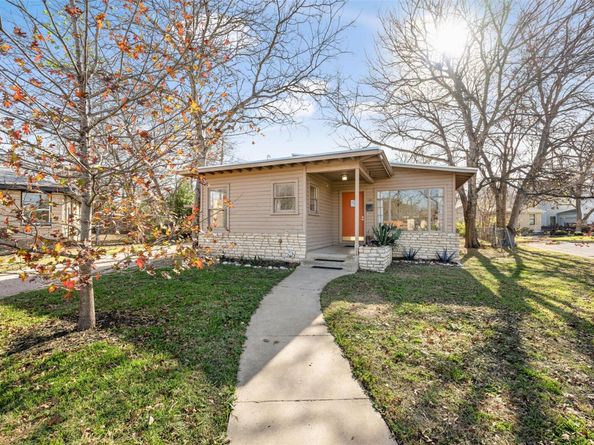 1300 Harriet CT, Austin TX 78756