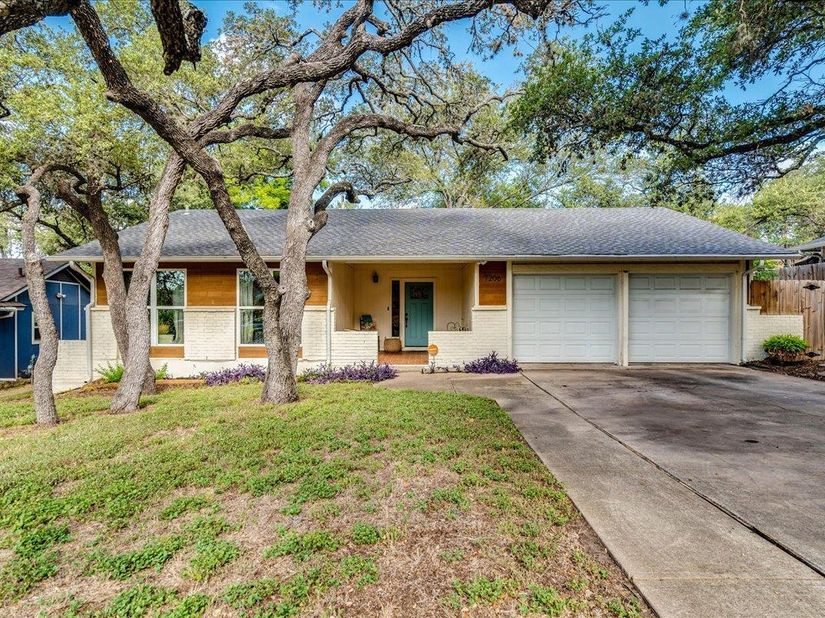7206 Shadywood DR, Austin TX 78745