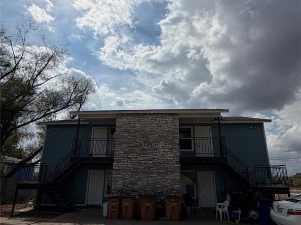 8201 Riverstone Dr, Austin TX 78724