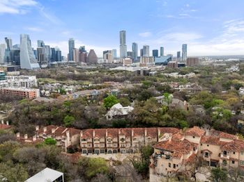 1529 Barton Springs RD