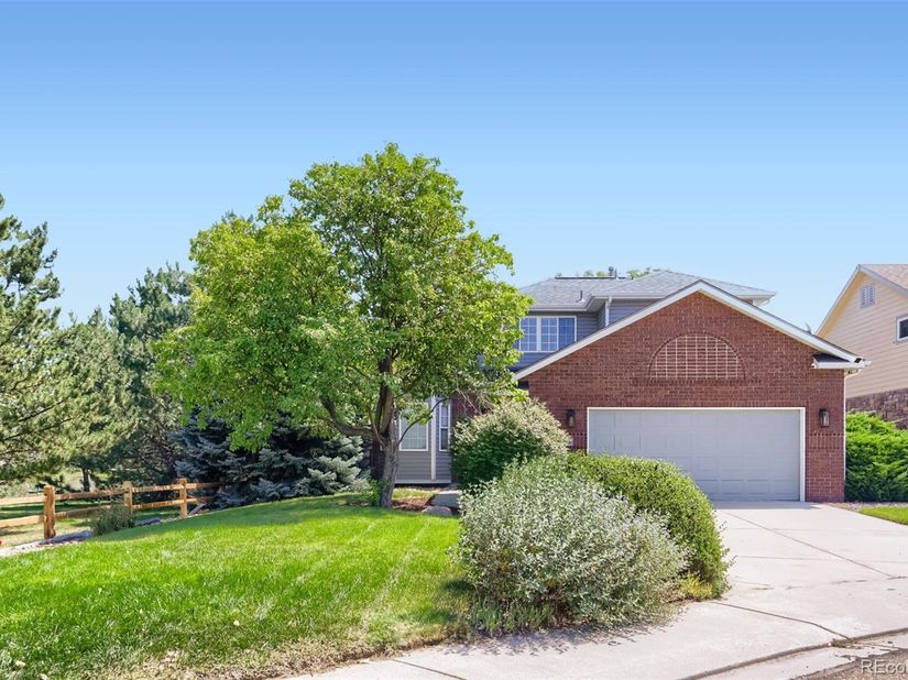 2054 Falcon Drive, Longmont CO 80503