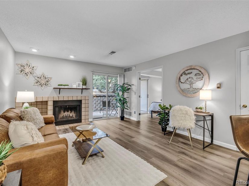2575 S Syracuse Way A106, Denver CO 80231