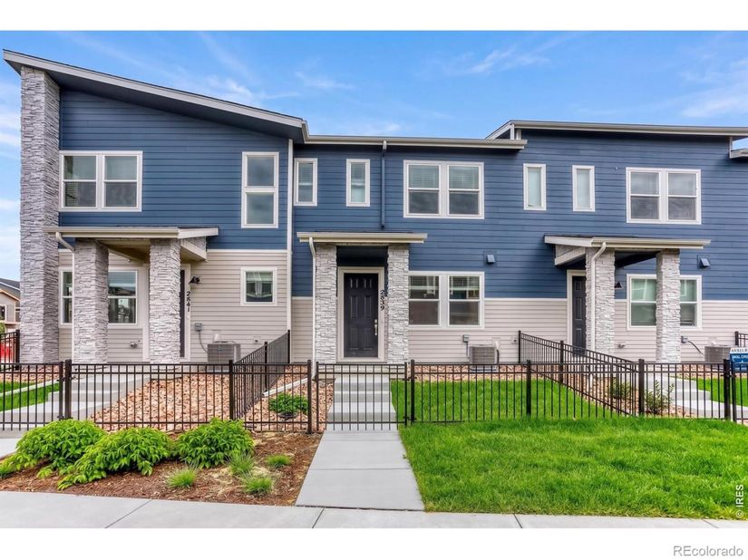 2839 Bear Springs Circle, Longmont CO 80503