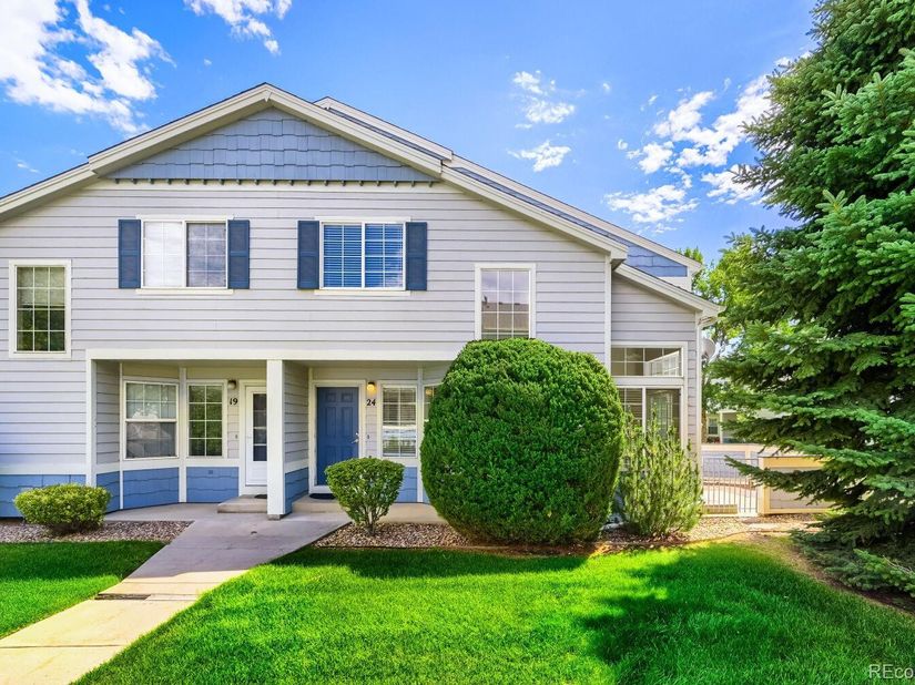 1419 Red Mountain Drive 24, Longmont CO 80504