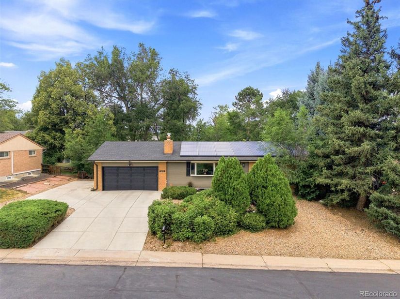 11835 Swadley Drive, Lakewood CO 80215
