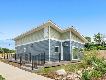 1953 Blackhawk Street