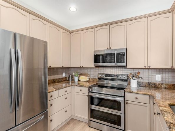 8445 S Holland Way 102, Littleton CO 80128