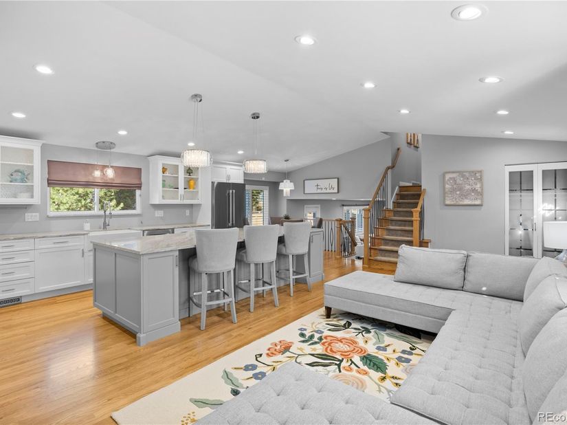 11025 E Berry Avenue, Englewood CO 80111