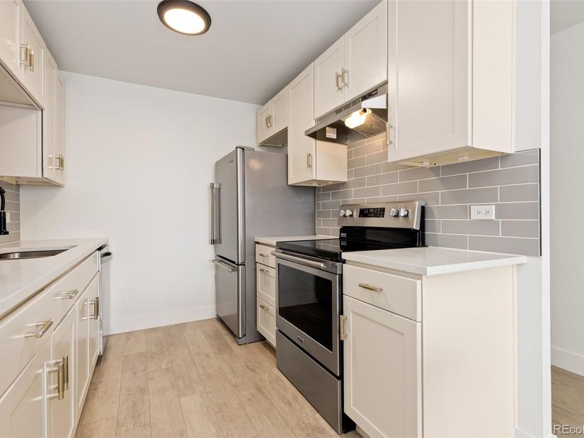 550 E 12 th Avenue 1905, Denver CO 80203