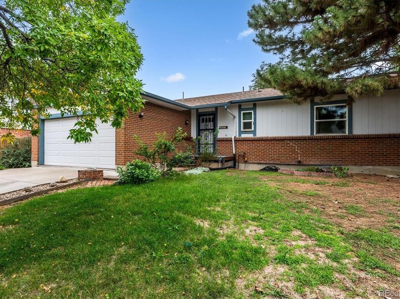 1807 S Fairplay Street, Aurora CO 80012