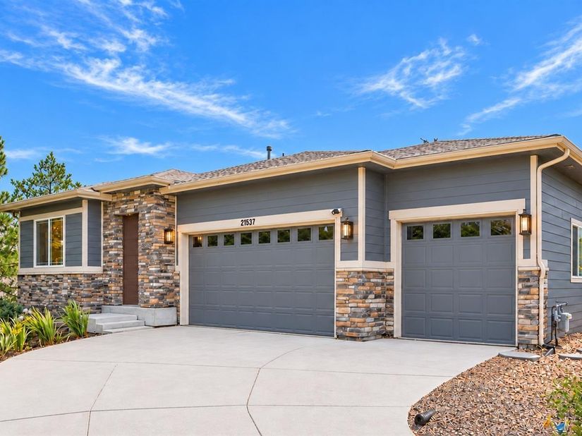 21537 E Smoky Hill Road, Aurora CO 80015