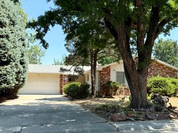 1114 S Oakland Street