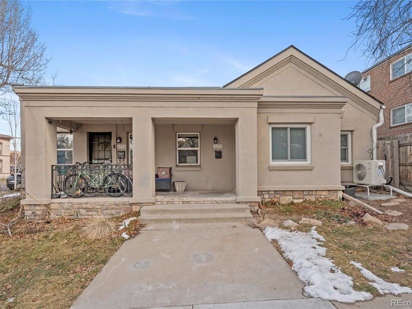 2252 N Clarkson Street, Denver CO 80205