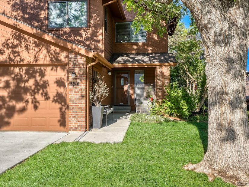 254 Zang Street, Lakewood CO 80228