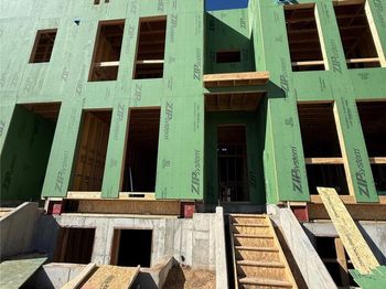 Undisclosed Address #7737974