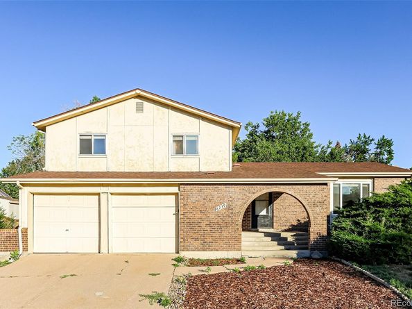 8239 Quay Drive, Arvada CO 80003