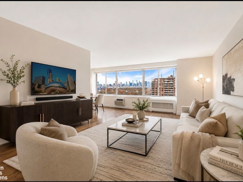 400 Central Park W 18Y, New York NY 10025