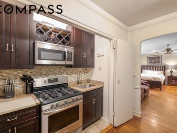 860 Grand Concourse