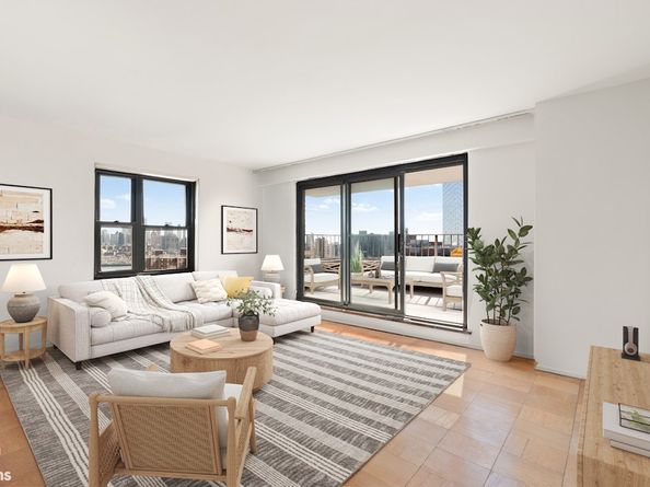 264 East Broadway C1801, New York NY 10002