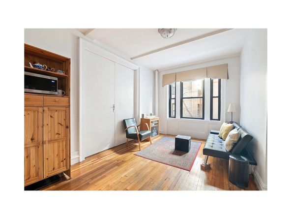 609 West 114th Street 6, New York NY 10025