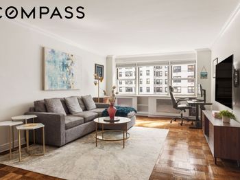 39 Gramercy Park N