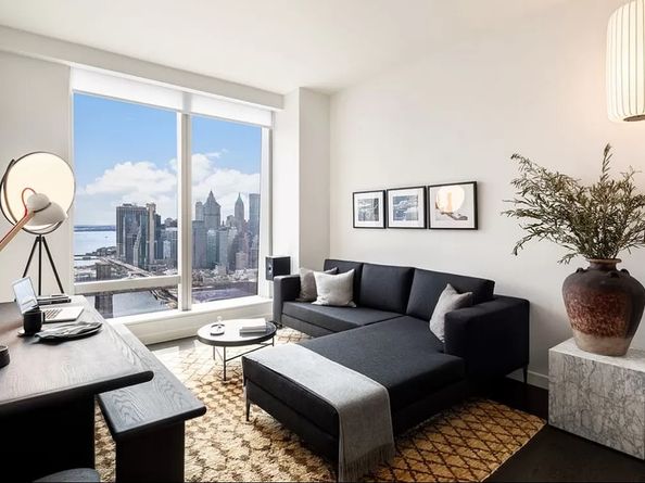 252 South Street 23C, New York NY 10002