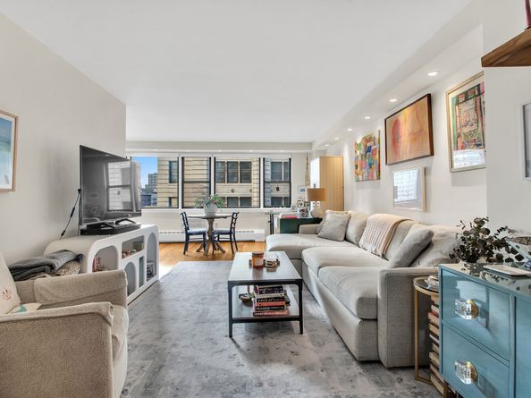 145 East 15th Street 7E, New York NY 10003