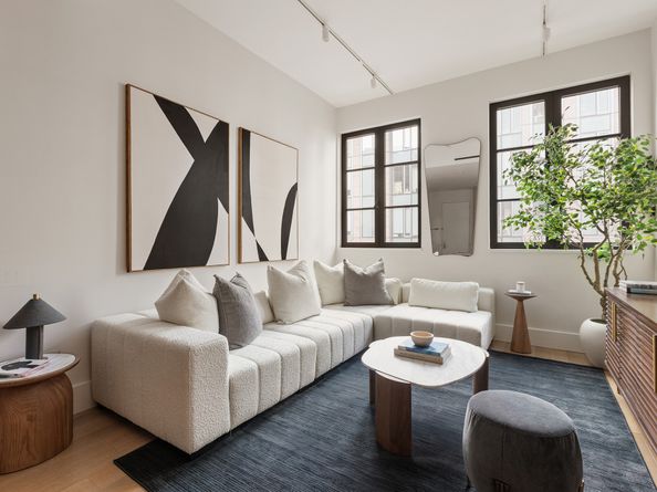 517 West 29th Street 8H, New York NY 10001