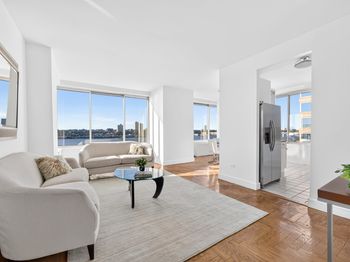 200 Riverside Boulevard