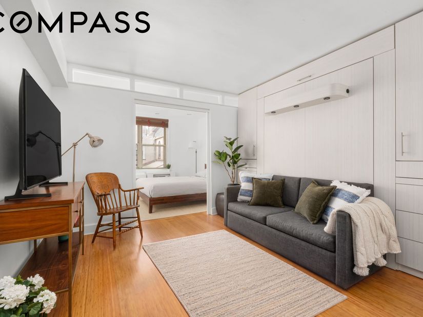408 West 34th Street 4L, New York NY 10001