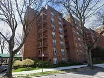 42-30 Douglaston Parkway