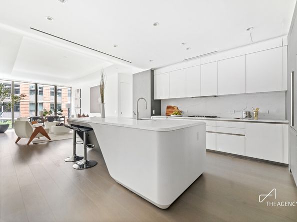 520 West 28th Street 7, New York NY 10001