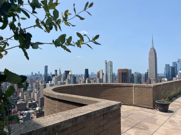 330 East 38th Street PHC, New York NY 10016