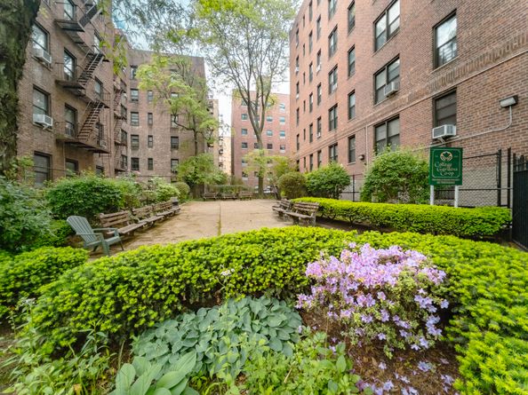 3535 Kings College Place 1E, Bronx NY 10467