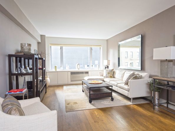 211 East 51st Street 6AB, New York NY 10022