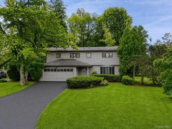 4 Greenhouse Circle