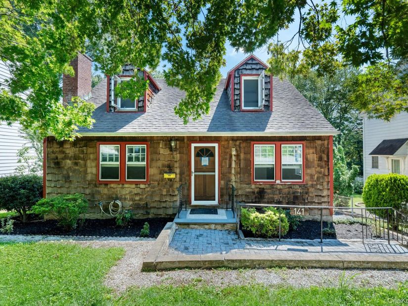 141 Homewood Avenue, Yonkers NY 10701