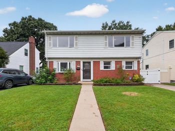 179 Sterling Road