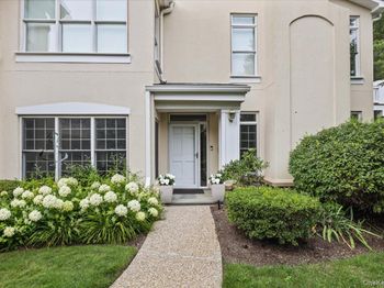 138 Doral Greens Drive W