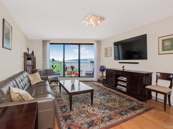 1155 Warburton Avenue 3PR, Yonkers NY 10701