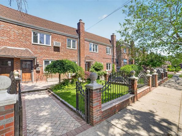 6037 69th Place, Maspeth NY 11378