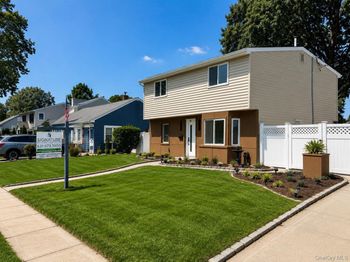 40 Buttercup Lane