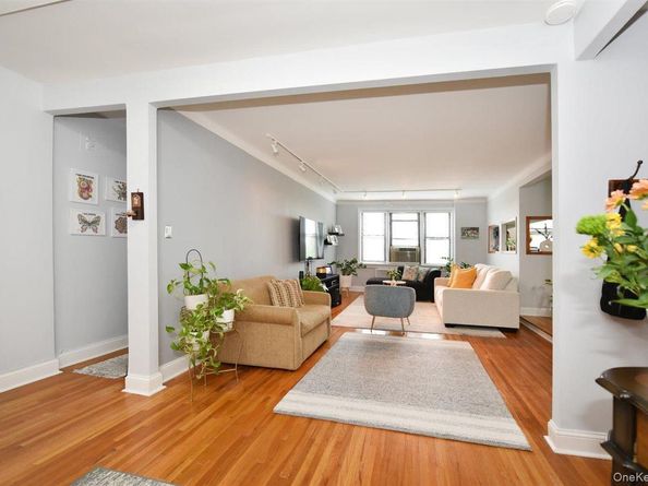 143-50 Hoover Avenue 503, Briarwood NY 11435